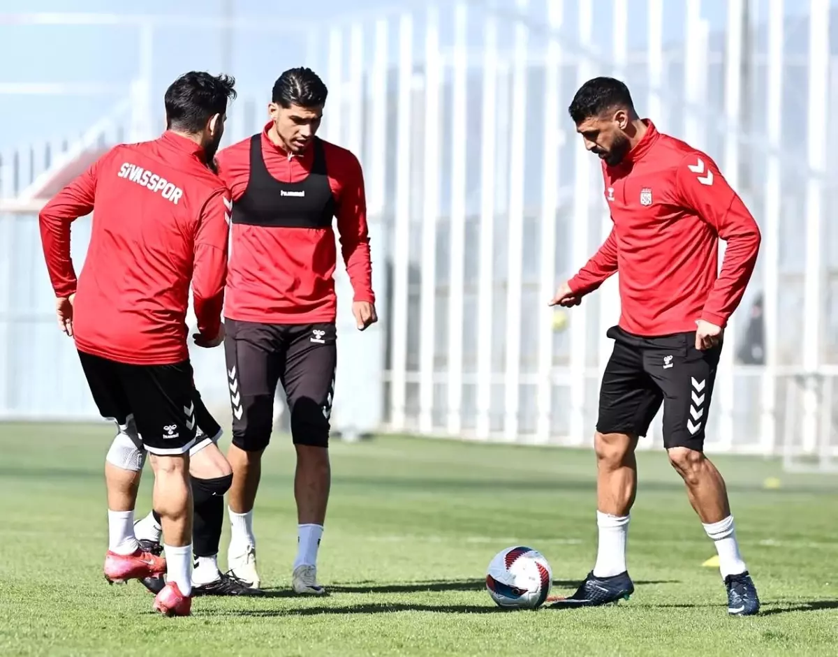 Sivasspor'da Kasımpaşa maçı hazırlıkları sürüyor