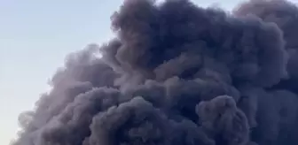 Port Sudan'da Patlamalar ve Yangınlar: Havalimanı da Saldırıya Uğradı