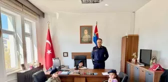 Çocuklar Jandarmayı Ziyaret Etti