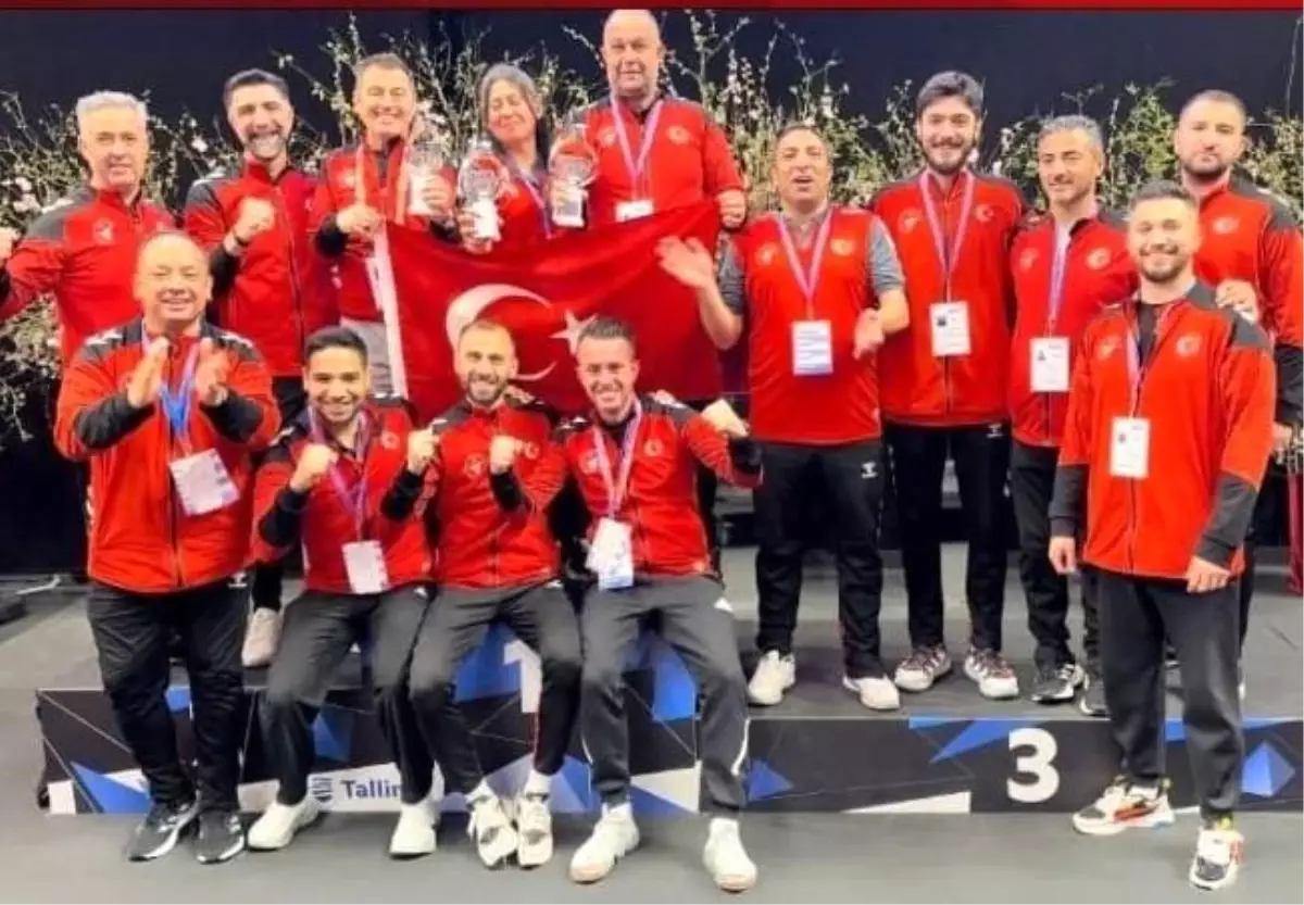 Erzurumlu Taekwondo Antrenörü Arif Budak, Genç Milli Takımıyla Avrupa Şampiyonu Oldu