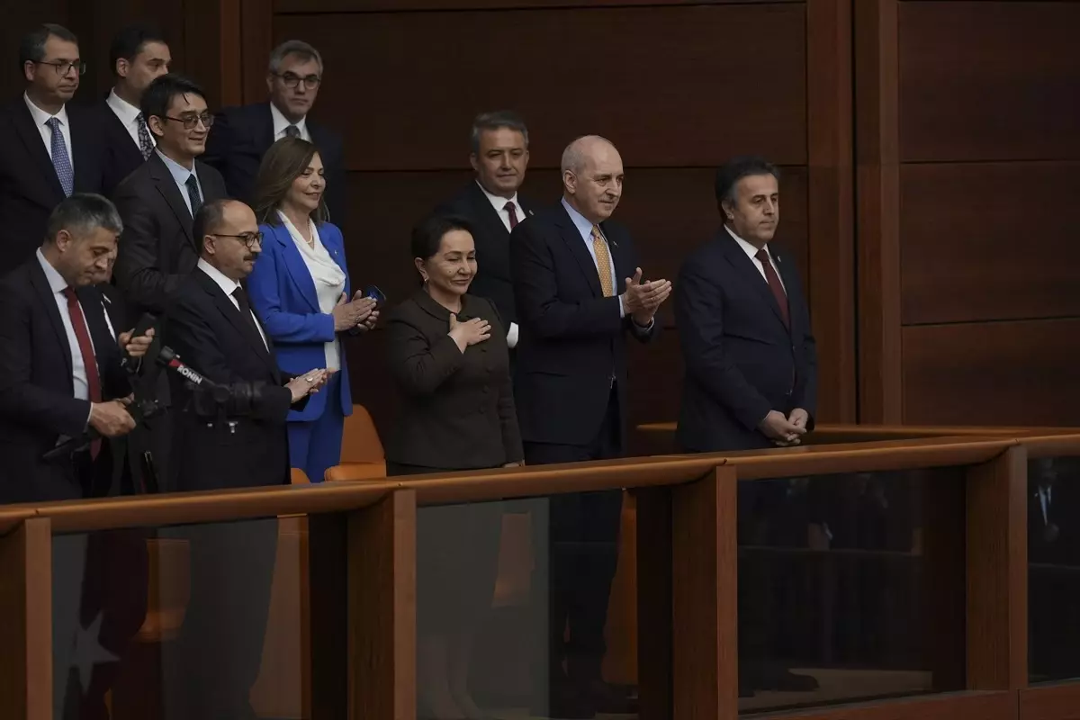 TBMM Başkanı Kurtulmuş, Özbekistan Ali Meclisi Senato Başkanı Narbayeva ile görüştü