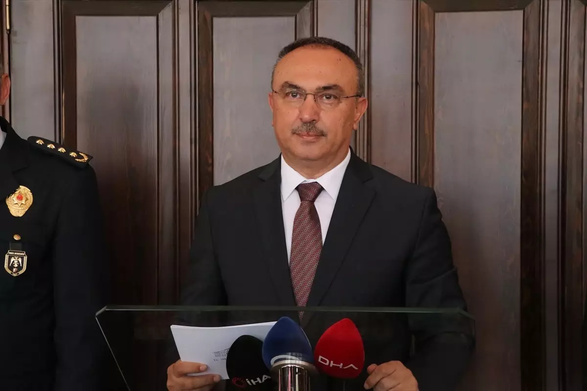 Tekirdağ'da Düzensiz Göçmen Operasyonları: 93 Yakalandı