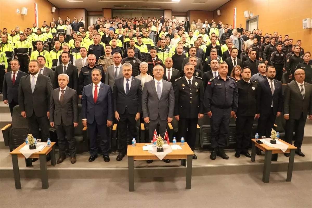Tekirdağ'da Trafik Güvenliği Günü Etkinliği: Motosiklet Kazasından Kurtulan Sürücüden Uyarılar