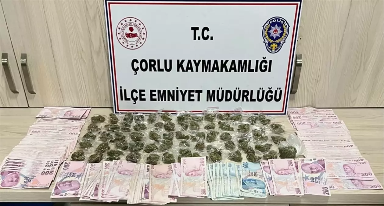 Çorlu'da Uyuşturucu Operasyonu: 238 Gram Esrar Ele Geçirildi