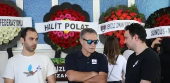 Ersun Yanal'ın Babası Ural Yanal Son Yolculuğuna Uğurlandı