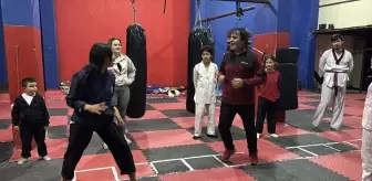 İbrahim ve Dilek Yiğit Ailesi, Tekvando ve Kick Boks İle Yeni Sporcular Yetiştiriyor