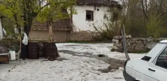 Tokat'ta Dolu Yağışı Tarım Arazilerini Olumsuz Etkiledi
