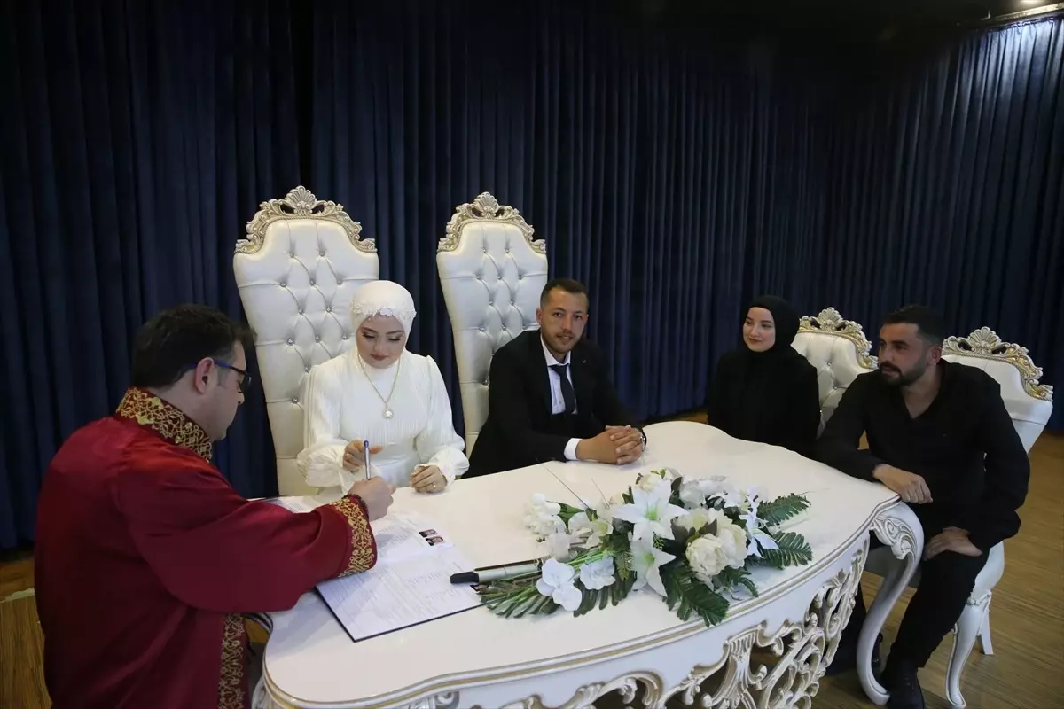 Tokat'ta 05.05.2025 Tarihine Yoğun İlgi: 15 Çift Nikahlandı