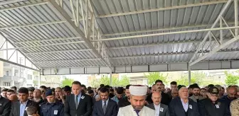 İstanbul'da Geçirdiği Trafik Kazasında Hayatını Kaybeden Polis Memuru Kahta'da Defnedildi