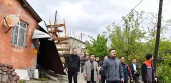 Tunceli'de Şiddetli Rüzgar Evlerin Çatısını Uçurdu