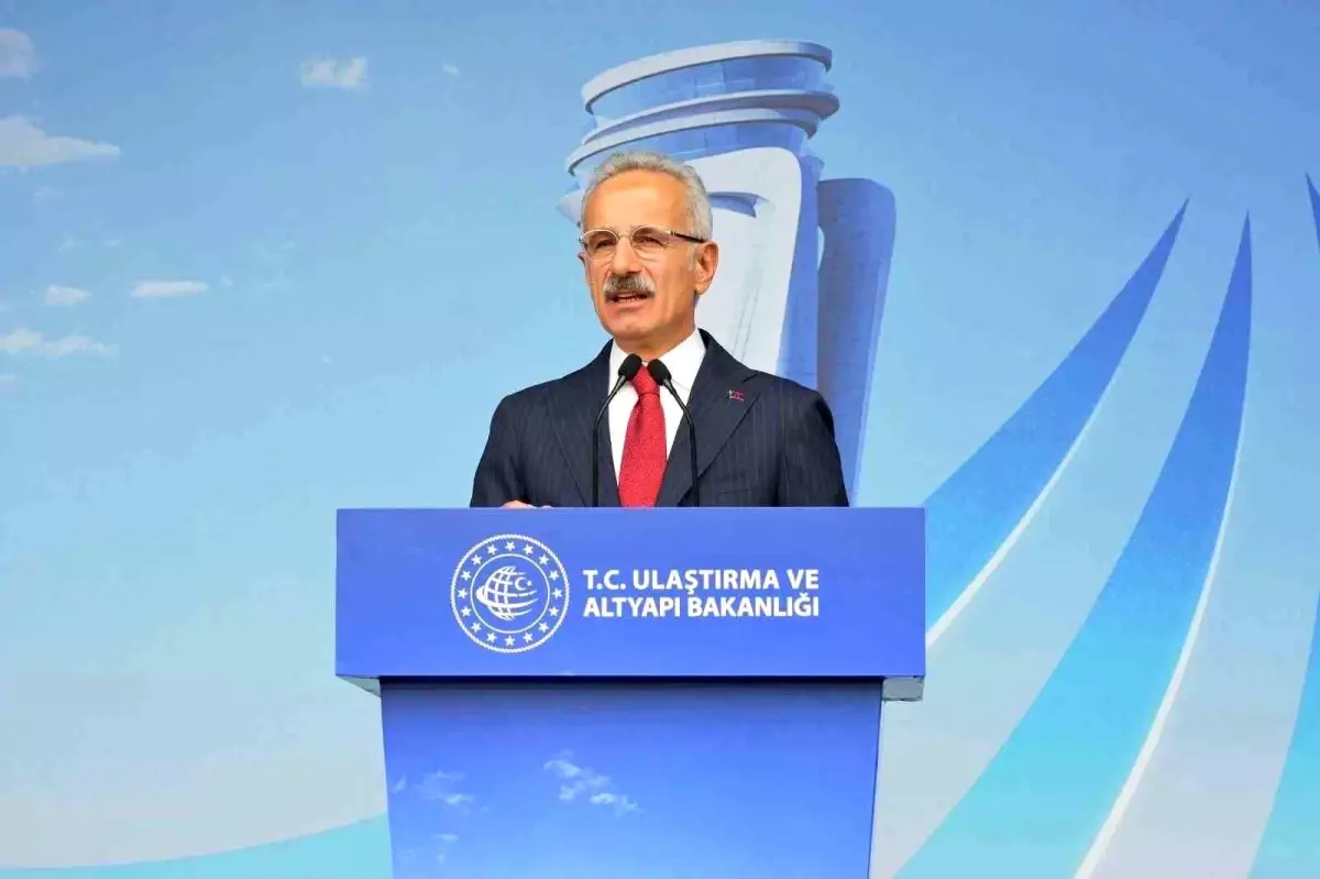 İGA İstanbul Havalimanı'ndan Avrupa'da Bir İlk: Üçlü Bağımsız Pist Operasyonları Başladı