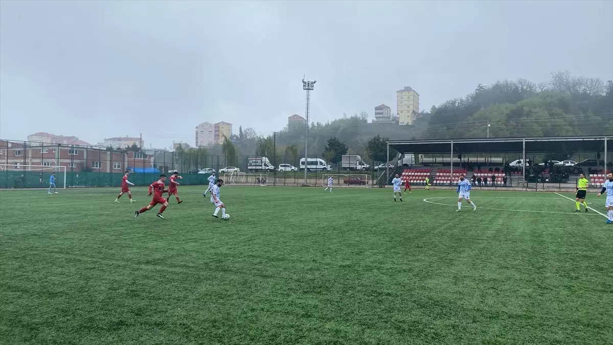 Türkeli Spor, Erfelek Spor'u 3-0 Mağlup Ederek Liderliğini Sürdürdü