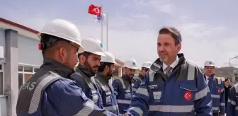 Bakan Bayraktar, Türkiye'nin Elektrik İletim ve Dağıtımında Sorun Olmadığını Açıkladı