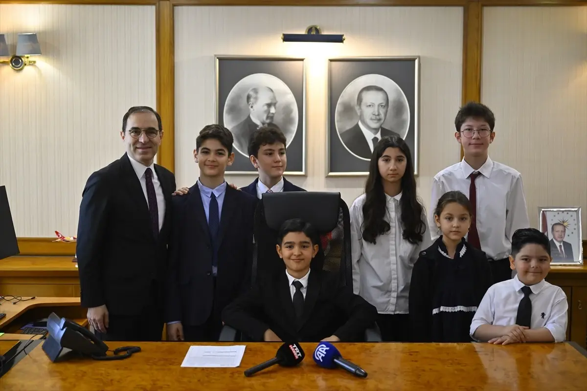 9 Yaşındaki Burak Alp Şahin, Temsili Olarak Büyükelçi Oldu