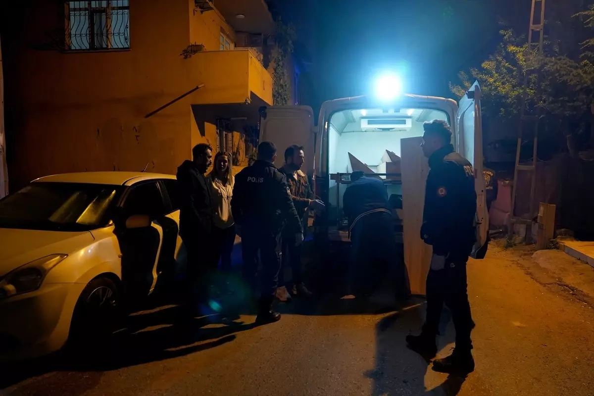 Ümraniye'de Silahlı Saldırı: Bir Kadın Hayatını Kaybetti