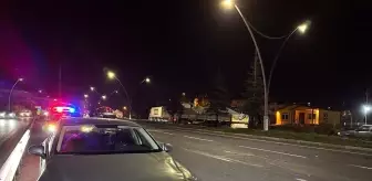 Uşak'ta Yol Ç crossing Kazasında Bir Kadın Hayatını Kaybetti