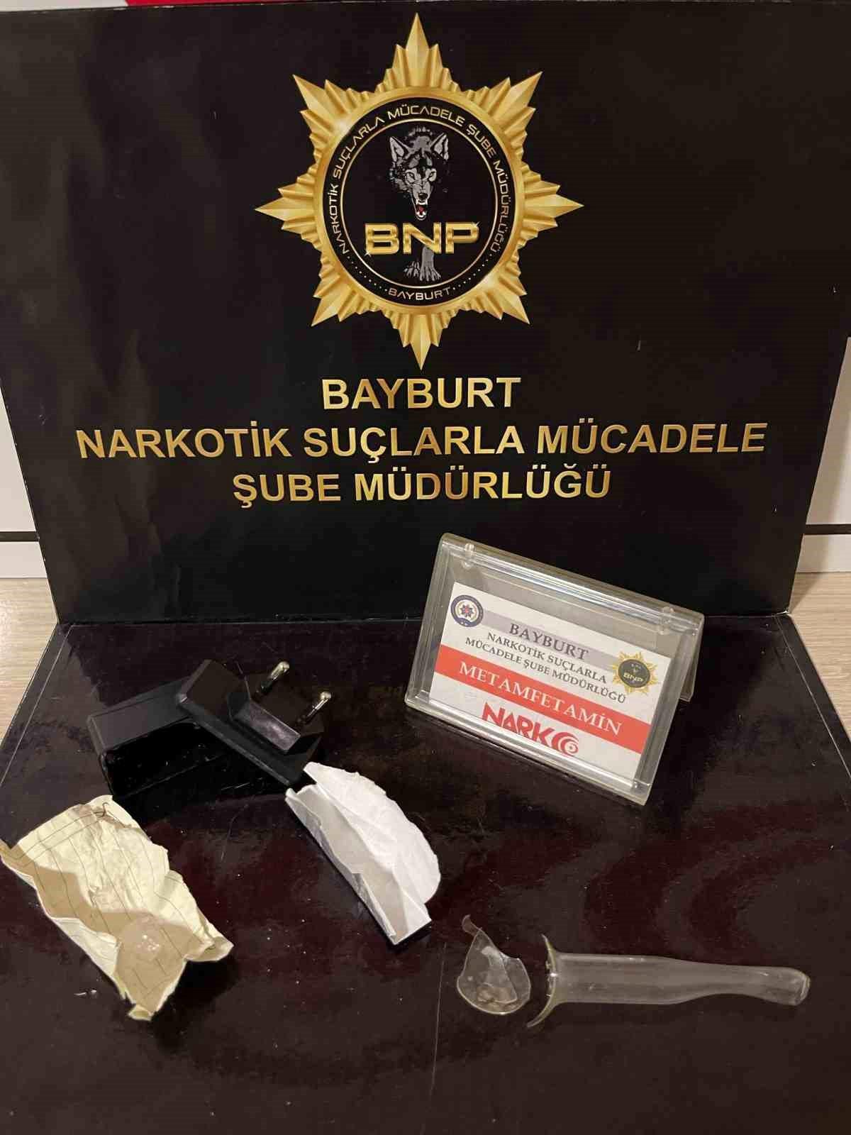 Bayburt'ta Uyuşturucu Bulundu