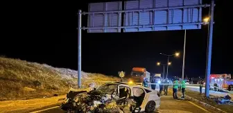 Van'da Otomobil Kazası: 3 Ölü, 2 Yaralı