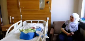 Çatak'ta Hamile Kadın ve Bebeği Doktorların Erken Müdahalesiyle Kurtarıldı