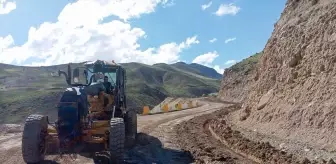 Van'da Yol Bakım ve Onarım Çalışmaları Hız Kazandı
