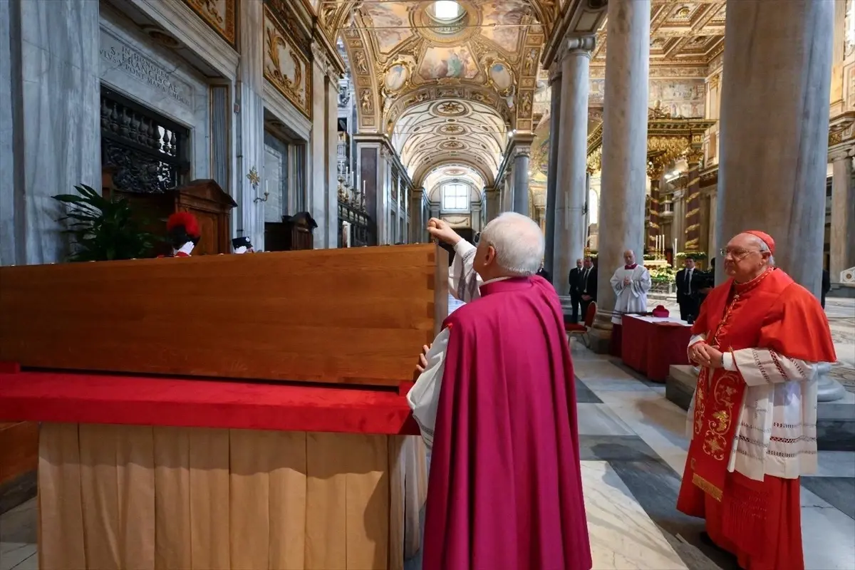 Vatikan'da Papa Franciscus için cenaze töreni düzenlendi
