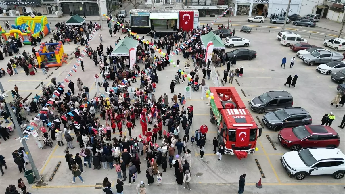 Yeşil Vatan Tırı Sakarya'da Çocuklarla Buluştu