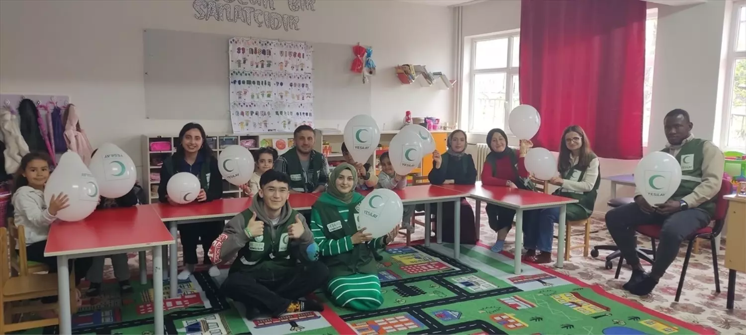 Yeşilay Bingöl Şubesi'nden Köy Okullarına Sağlıklı Yaşam Eğitimi