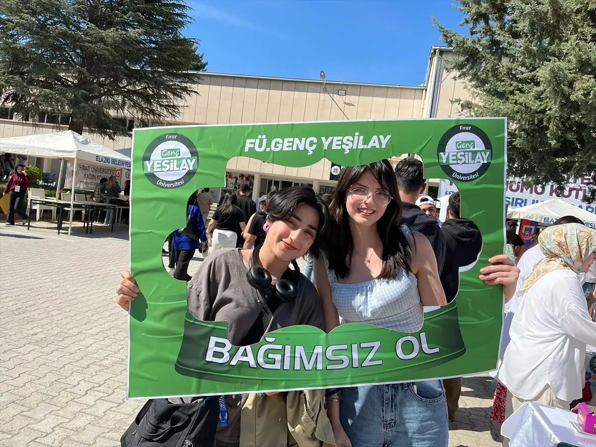 Yeşilay, Fırat Üniversitesi 50. Yıl Etkinliklerinde Bilgilendirme Stantı Açtı