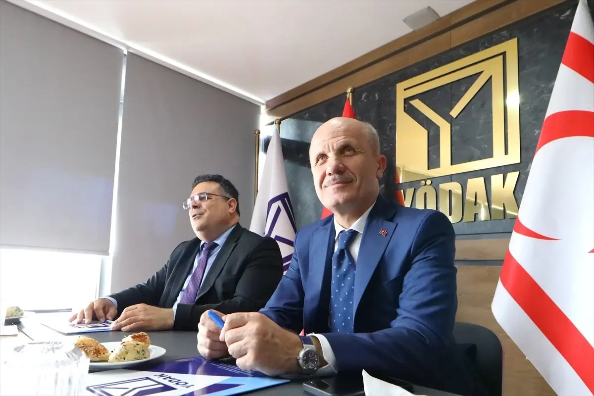 YÖK Başkanı Özvar, KKTC'de YÖDAK'ı ziyaret etti