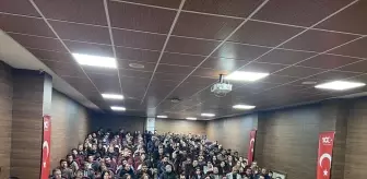 Yüksekova'da Öğretmenlere Acil Durum Eğitimi Verildi