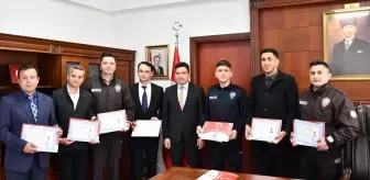 Kaymakam Köksal, Uyuşturucuyla Mücadelede Başarı Gösteren Emniyet Personelini Onurlandırdı