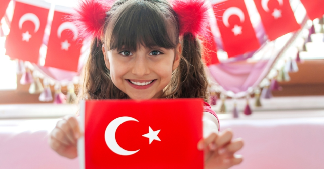 23 NİSAN ŞİİRLERİ | 23 Nisan ile ilgili şiirler! 23 Nisan Ulusal Egemenlik ve Çocuk Bayramı ile ilgili şiirler nelerdir?