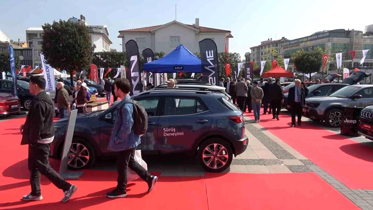 Yalova Oto Show 2025 Açılışını Gerçekleştirdi