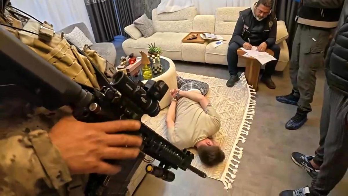 Adana Merkezli Suç Örgütüne Operasyon: 109 Gözaltı