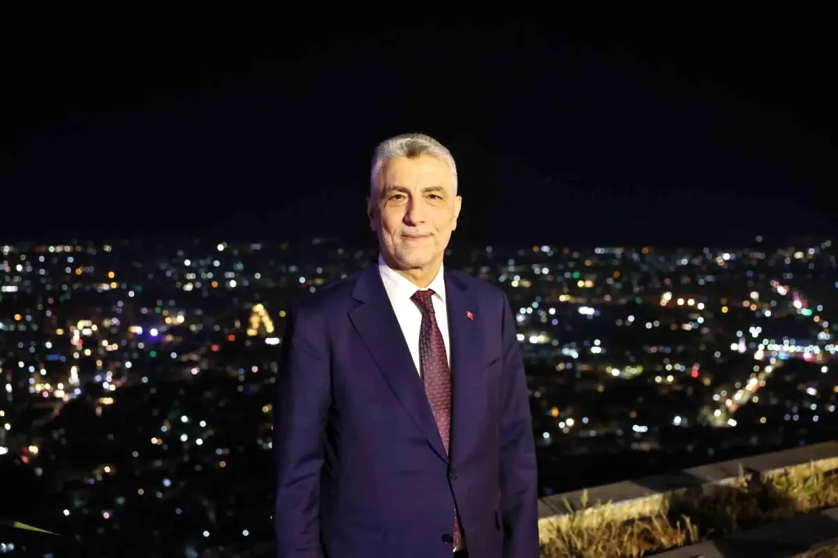 Bakan Bolat'tan, iç savaşın bitmesinden sonra ilk Şam ziyareti