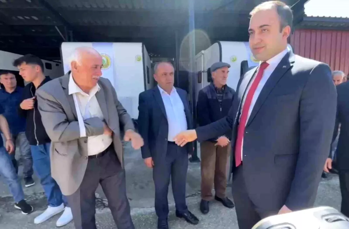 Bartın'da Orman İşçilerine Güneş Enerjili Karavan ve Traktör Destekleri
