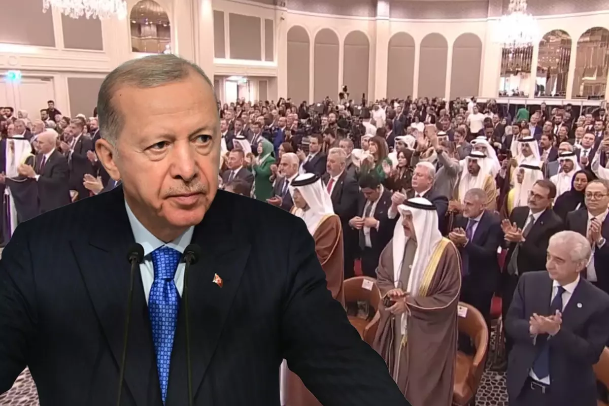 Cumhurbaşkanı Erdoğan'ın sözleri salonu ayağa kaldırdı: Filistin Filistin halkınındır