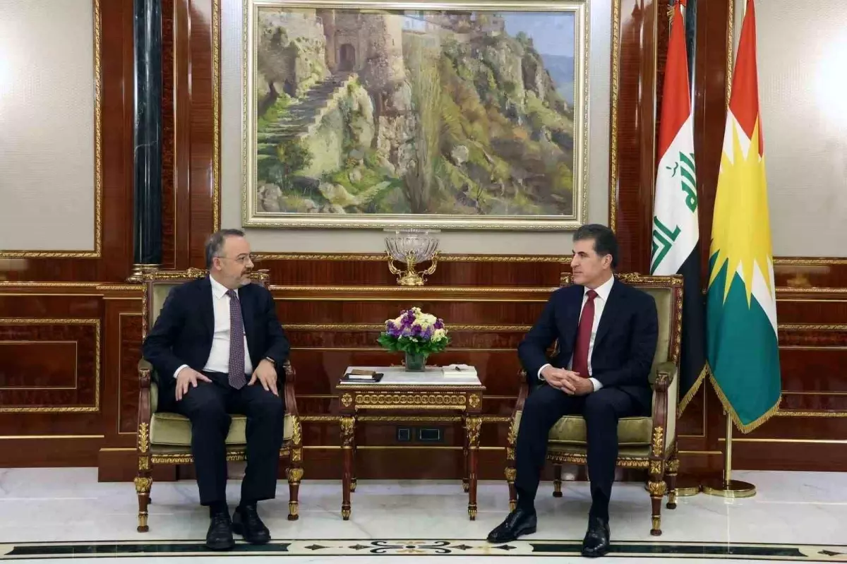 Dışişleri Bakan Yardımcısı Nuh Yılmaz IKBY'de Barzani ile Görüştü
