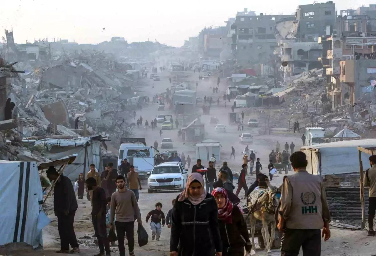 UNRWA: Gazze'de 420 Bin Kişi Yeniden Yerinden Edildi