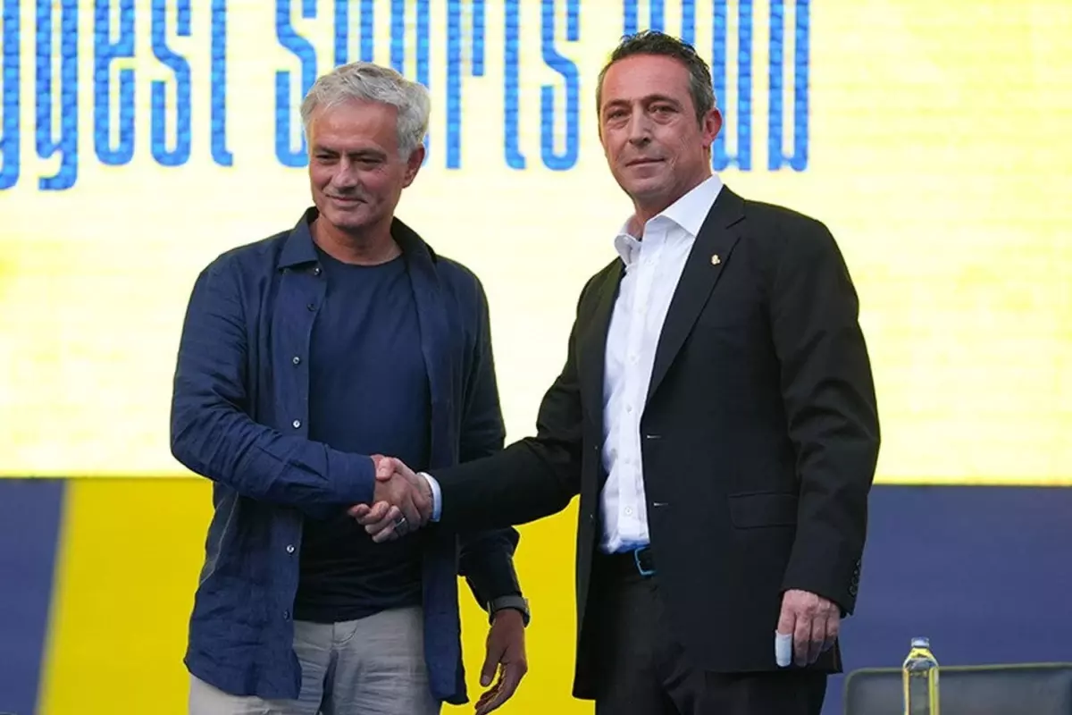 Jose Mourinho onay verdi! Fenerbahçe'de sürpriz ayrılık