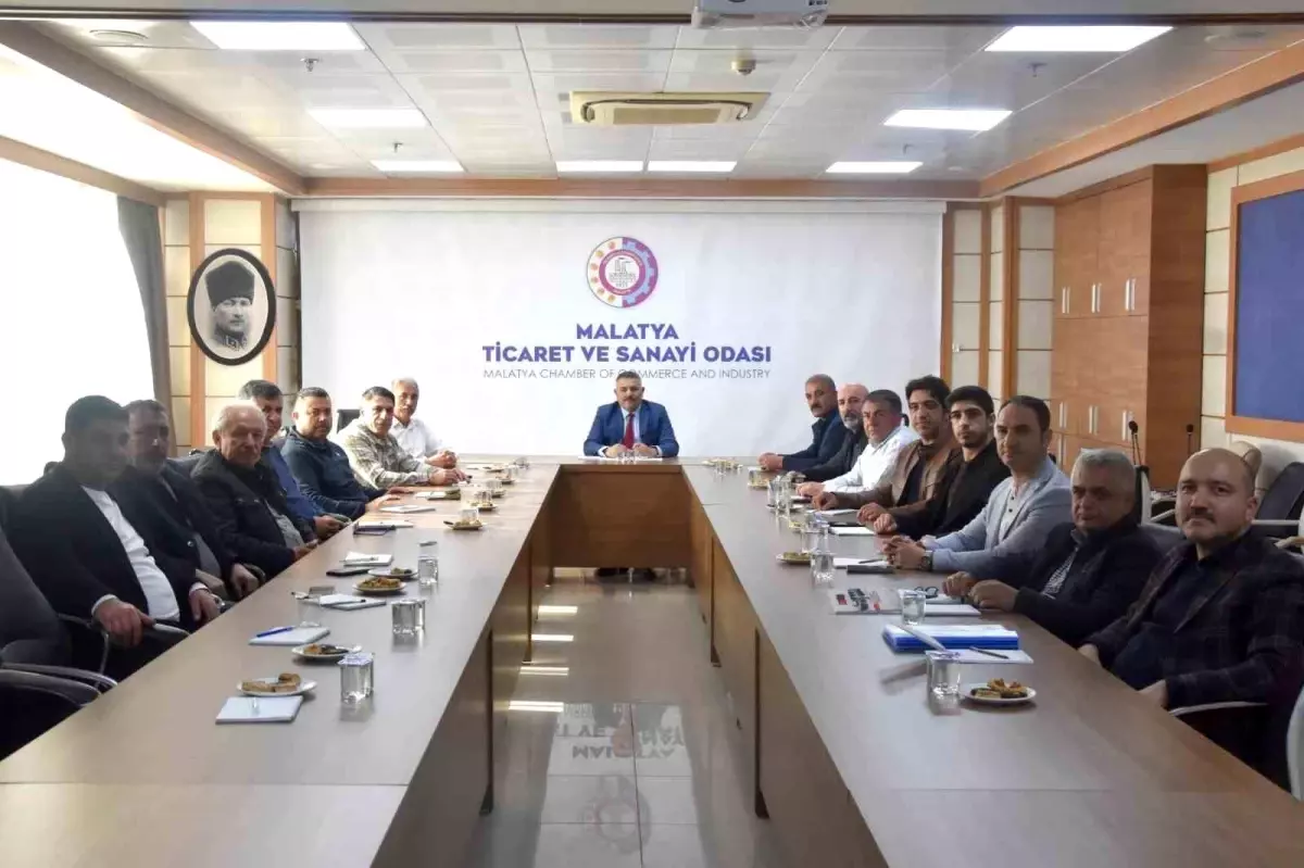 Malatya'da Zirai Donun Ekonomik Etkileri Değerlendirildi