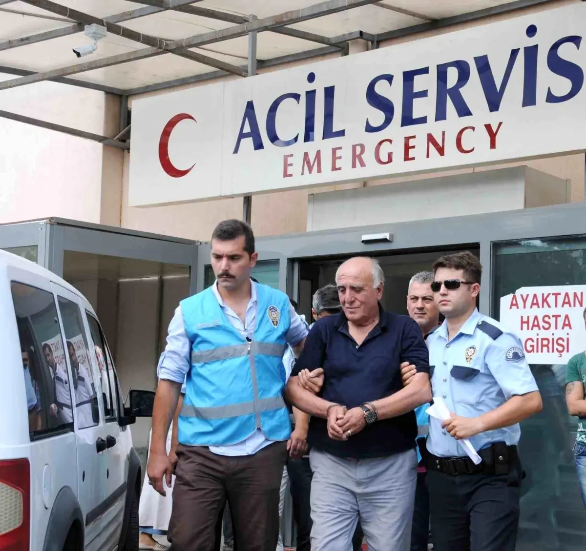 Hakan Şükür'ün Babası Selmet Şükür, Cezasının Yargıtay'dan Onanmasını Bekliyor