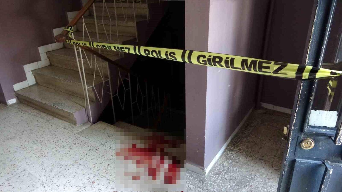 Pendik'te Eski Eşini Bıçaklayarak Öldüren Zanlı Yakalandı