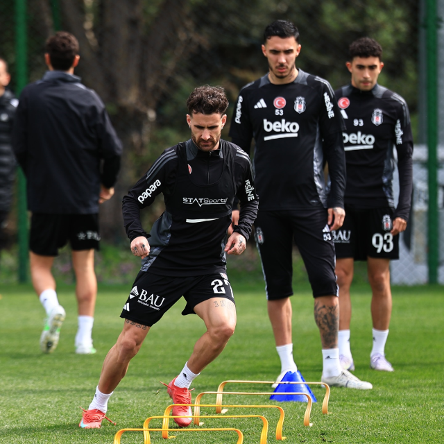 Rafa Silva gidiyor mu? Rafa Silva Beşiktaş'tan ayrılacak mı? Rafa Silva gidiyor mu? Rafa Silva Beşiktaş'tan ayrılacak mı?
