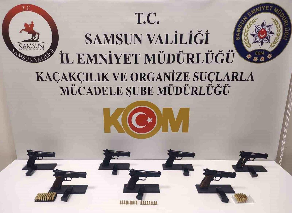 Samsun'da Ruhsatsız Silah Operasyonu: 3 Gözaltı