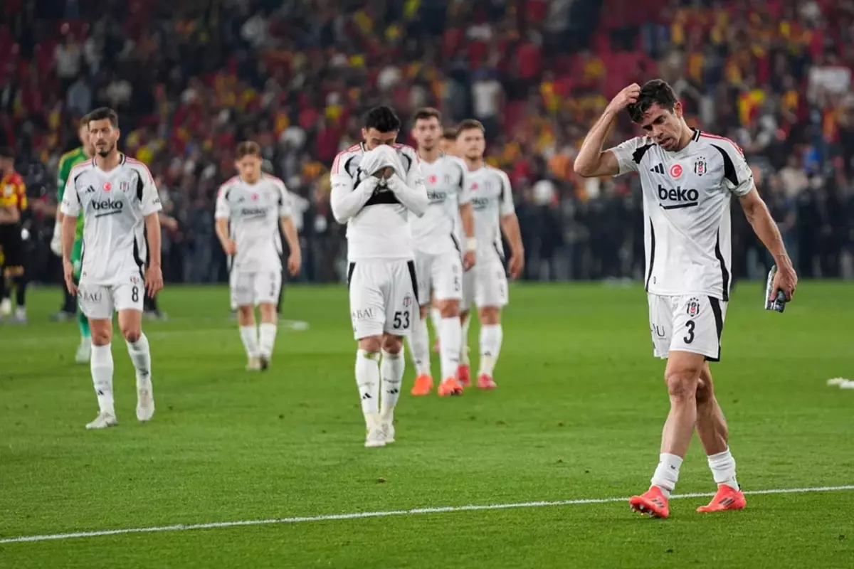 Beşiktaş, Göztepe ile deplasmanda 1-1 berabere kaldı