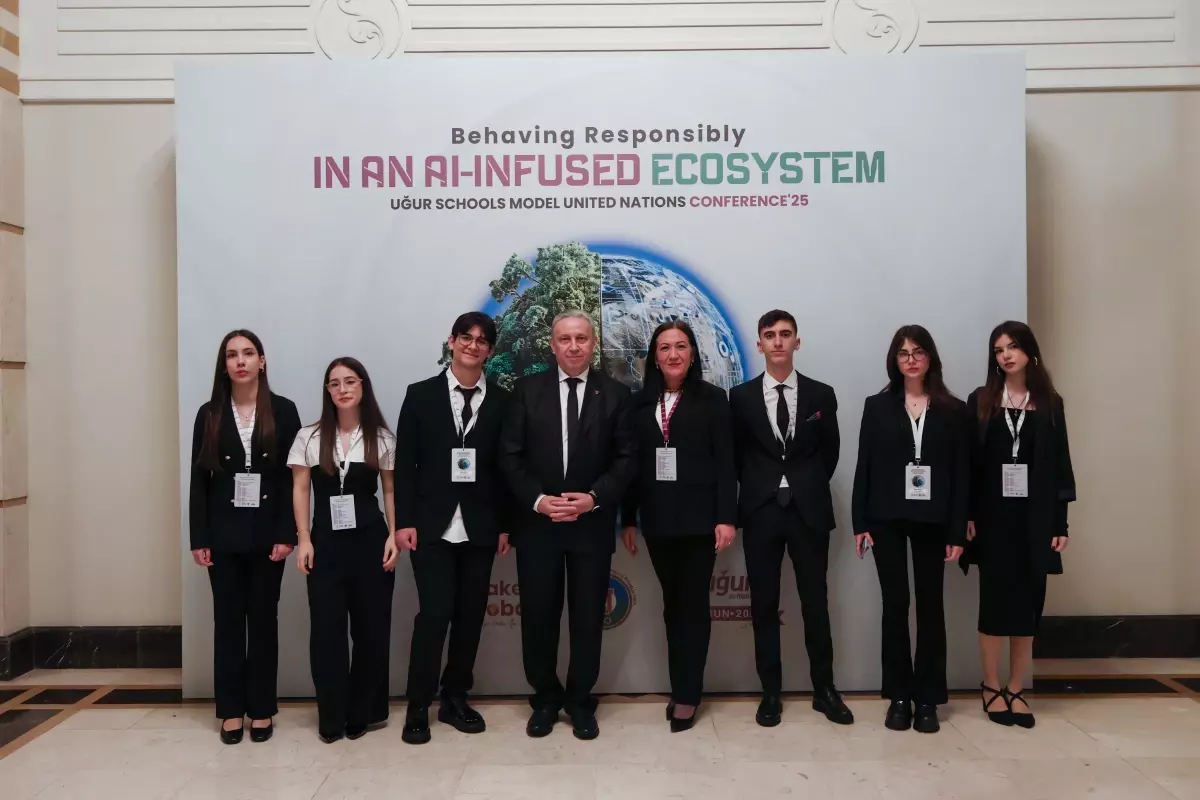 BM'nin programında öğrencilerden 'yapay zeka kullanımı' tartışması