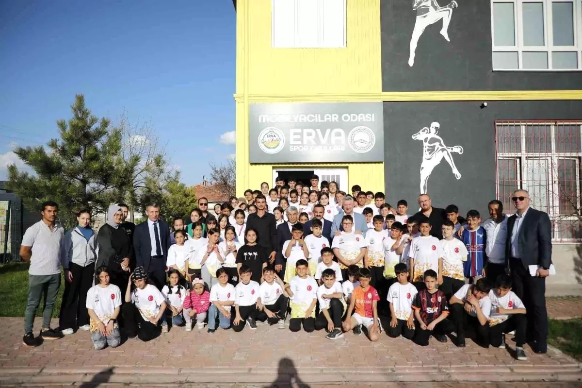 Kayseri Mobilyacılar Odası Sancaktepe ERVA Spor Kulübü Başarıları ile Göz Doldurdu