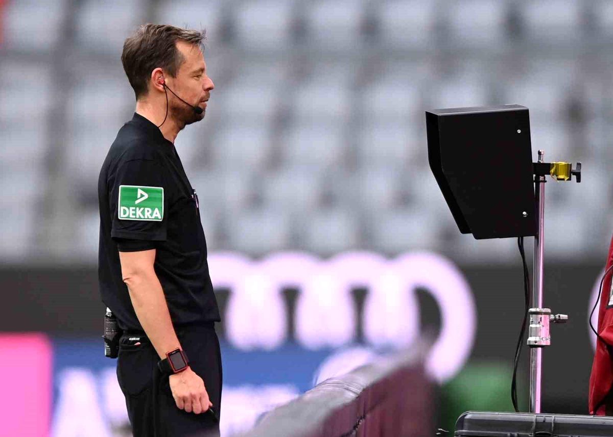 Göztepe-Beşiktaş Maçında VAR Alman Hakim Markus Schmidt