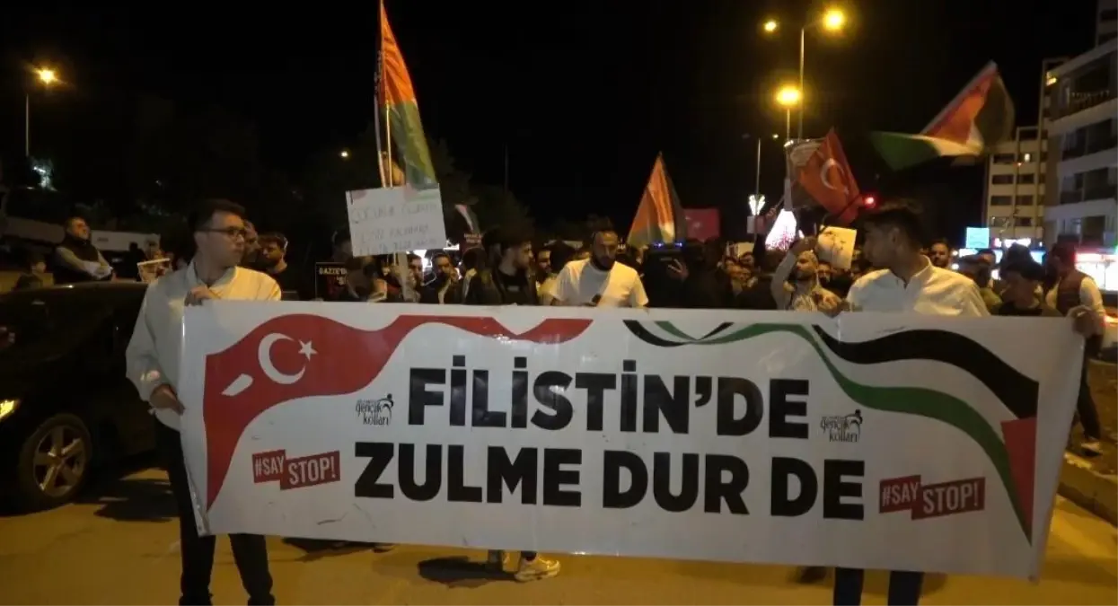 Kilis'te Filistin İçin İnsanlık Dayanışma Yürüyüşü Düzenlendi